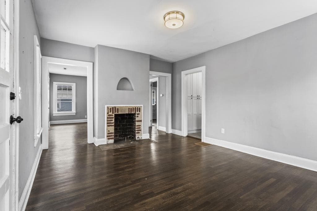 3 bedroom, 2 bathroom, 1,350 sq ft single family residence for sale at 960 Byron Drive, Atlanta, GA 30310 — photo 9