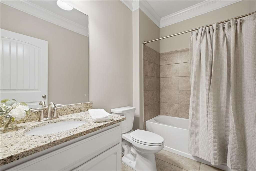 4 bedroom, 3 bathroom, 2,800 sq ft single family residence for sale at 2910 Prestwood Drive, Cumming, GA 30040 — photo 7