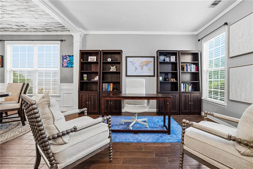 3 bedroom, 3 bathroom, 2,102 sq ft single family residence for sale at 4998 Bright Hampton Drive, Atlanta, GA 30339 — photo 2