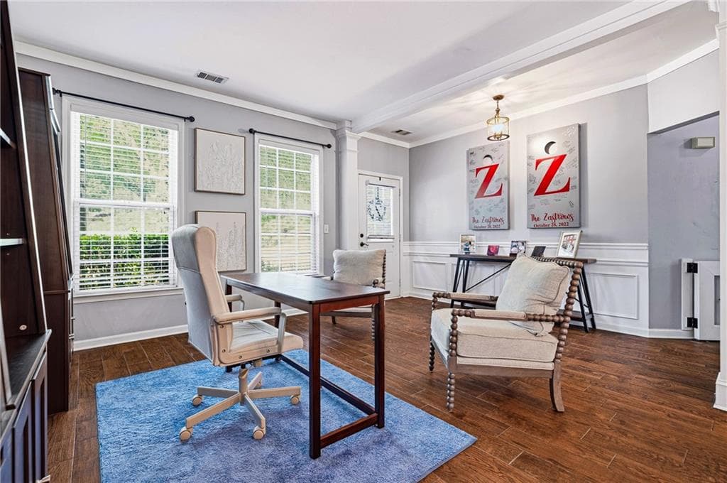 3 bedroom, 3 bathroom, 2,102 sq ft single family residence for sale at 4998 Bright Hampton Drive, Atlanta, GA 30339 — photo 3