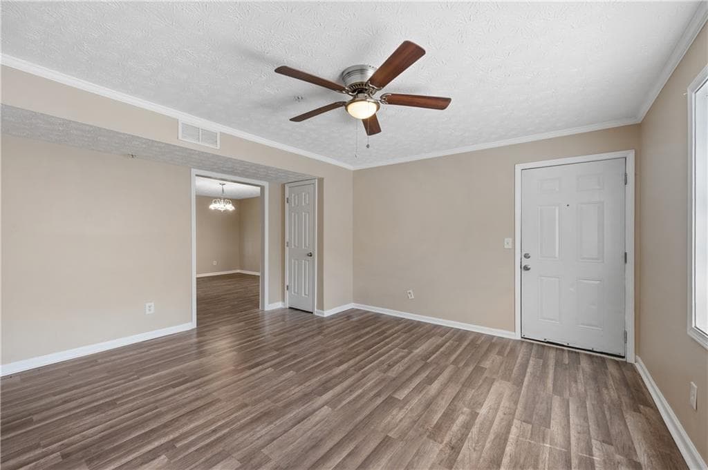3 bedroom, 2 bathroom, 1,568 sq ft condominium for rent at 375 Winding River Drive K, Sandy Springs, GA 30350 for $1,900 a month — photo 3