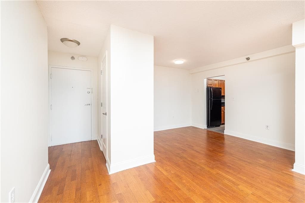 1 bedroom, 1 bathroom, 837 sq ft condominium for sale at 2479 Peachtree Road 1706, Atlanta, GA 30305 — photo 10