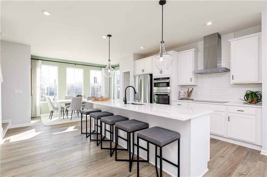 3 bedroom, 4 bathroom, 2,000 sq ft townhouse for sale at 2845 Beacon Bend Crossing, Lawrenceville, GA 30043 — photo 2