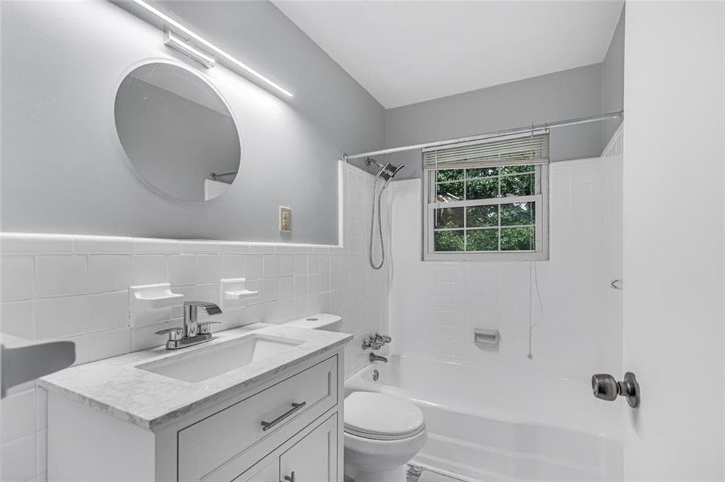 3 bedroom, 1 bathroom, 1,200 sq ft single family residence for rent at 2726 Hollywood Drive, Decatur, GA 30033 for $2,200 a month — photo 8