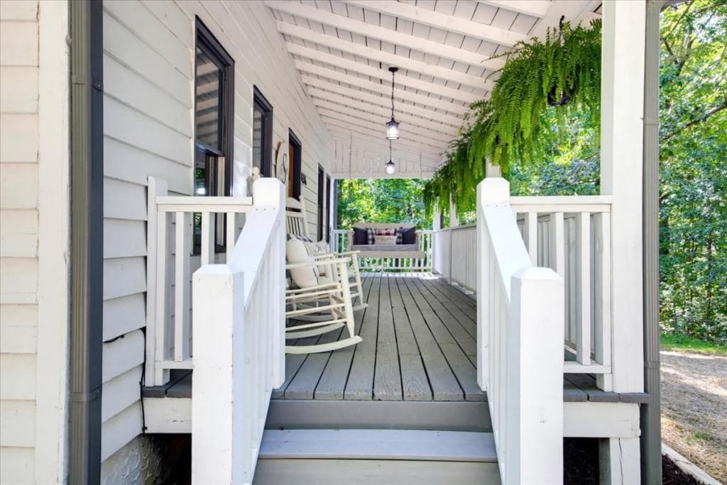 4 bedroom, 4 bathroom, 2,800 sq ft single family residence under contract at 4514 Gulledge Road, Dallas, GA 30132 — photo 7