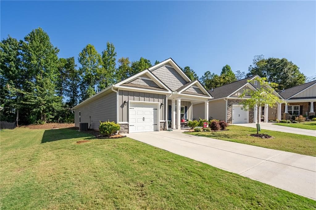 3 bedroom, 2 bathroom, 1,400 sq ft single family residence for sale at 200 Vineyard Walk, Carrollton, GA 30117 — photo 3