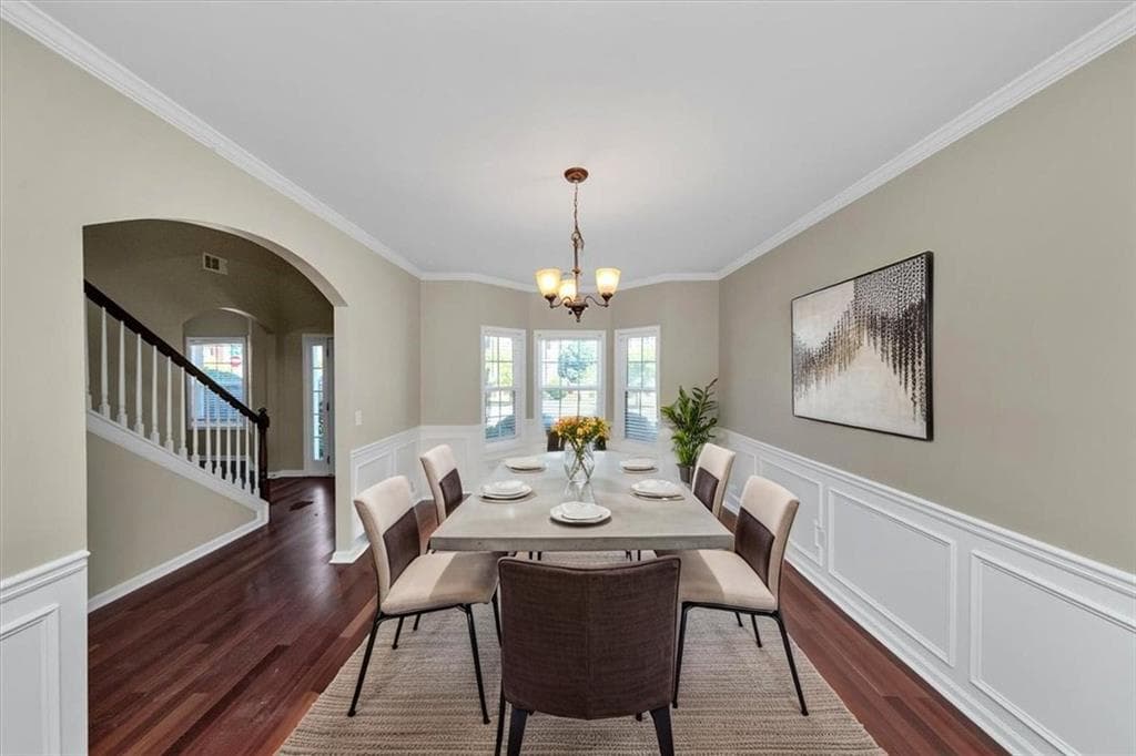 5 bedroom, 4 bathroom, 4,372 sq ft single family residence under contract at 2601 Muskeg Court, Atlanta, GA 30331 — photo 7