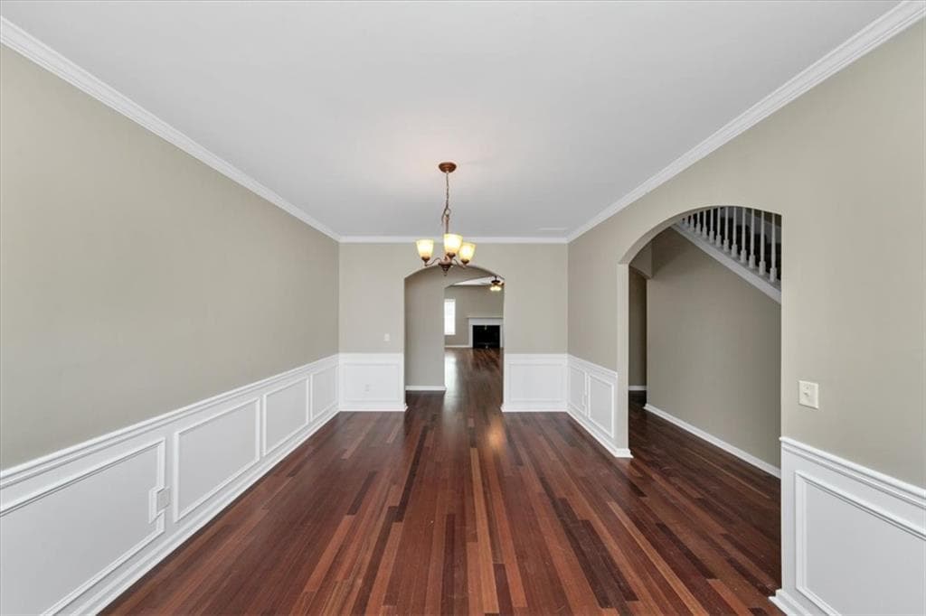 5 bedroom, 4 bathroom, 4,372 sq ft single family residence under contract at 2601 Muskeg Court, Atlanta, GA 30331 — photo 9