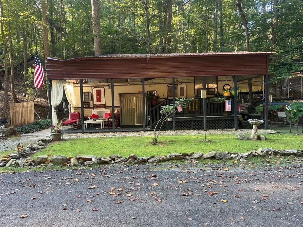 1 bedroom, 1 bathroom single family residence for sale at 185 37Th Street, Ellijay, GA 30540 — photo 2