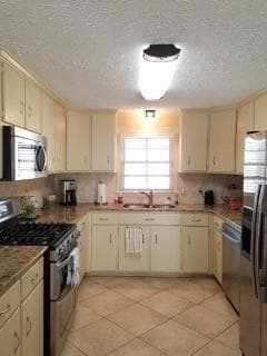3 bedroom, 2 bathroom, 1,220 sq ft single family residence for sale at 1829 Hardman Lane, Woodstock, GA 30188 — photo 3