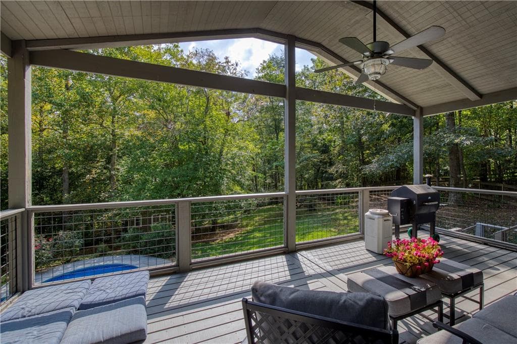 3 bedroom, 2 bathroom, 1,522 sq ft single family residence under contract at 426 Jay Moss Lane, Talking Rock, GA 30175 — photo 4