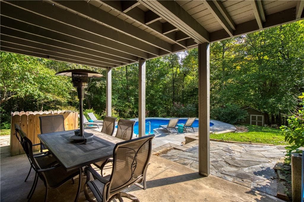 3 bedroom, 2 bathroom, 1,522 sq ft single family residence under contract at 426 Jay Moss Lane, Talking Rock, GA 30175 — photo 7