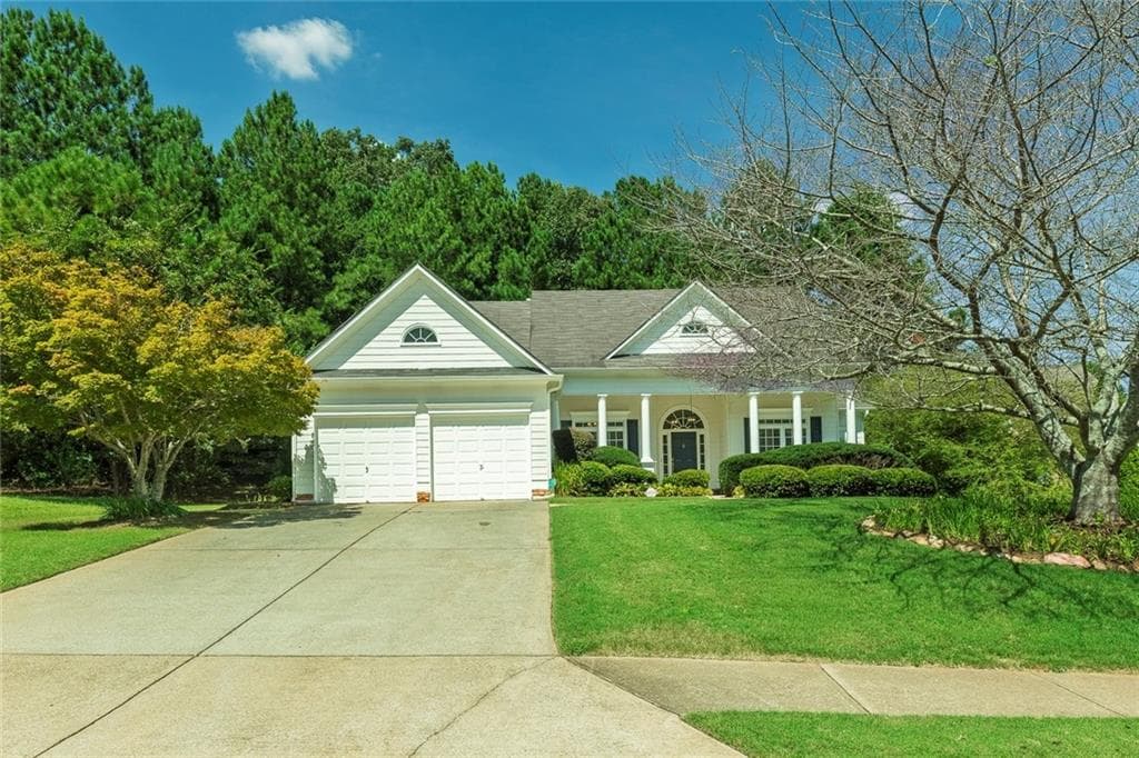 3 bedroom, 2 bathroom, 2,250 sq ft single family residence under contract at 457 Crestview Drive, Dallas, GA 30157