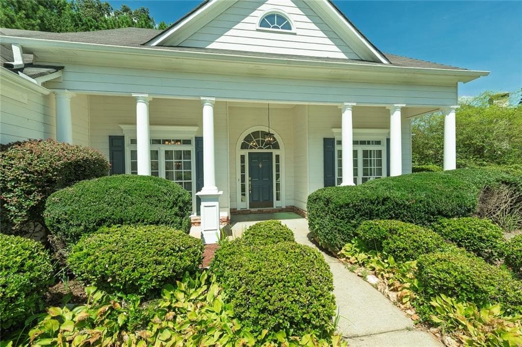 3 bedroom, 2 bathroom, 2,250 sq ft single family residence under contract at 457 Crestview Drive, Dallas, GA 30157 — photo 3