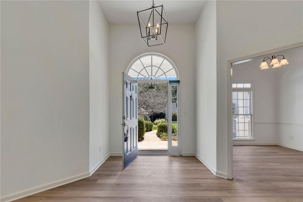3 bedroom, 2 bathroom, 2,250 sq ft single family residence under contract at 457 Crestview Drive, Dallas, GA 30157 — photo 5