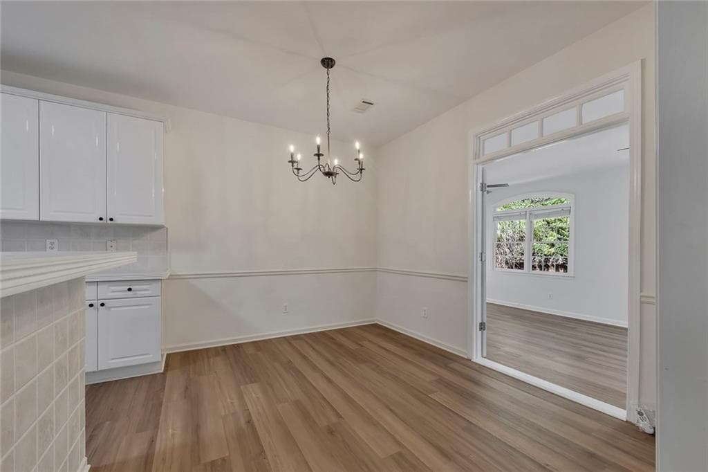 3 bedroom, 2 bathroom, 2,250 sq ft single family residence under contract at 457 Crestview Drive, Dallas, GA 30157 — photo 9