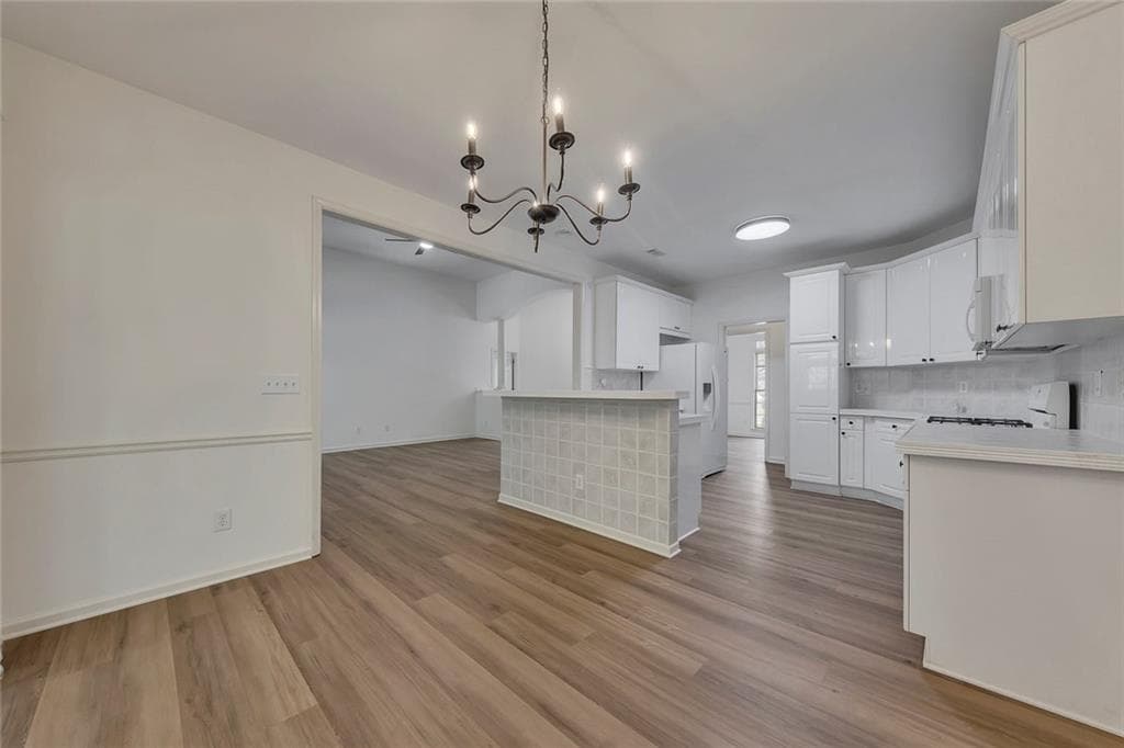 3 bedroom, 2 bathroom, 2,250 sq ft single family residence under contract at 457 Crestview Drive, Dallas, GA 30157 — photo 10