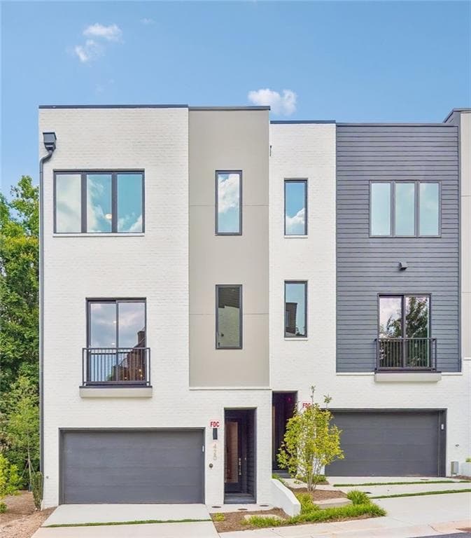 4 bedroom, 4 bathroom, 3,140 sq ft townhouse for sale at 420 Cedar Dust Drive, Decatur, GA 30030