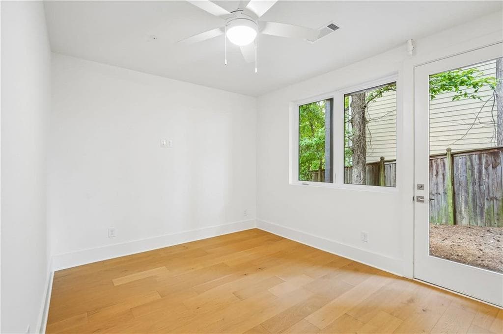 4 bedroom, 4 bathroom, 3,140 sq ft townhouse for sale at 420 Cedar Dust Drive, Decatur, GA 30030 — photo 8