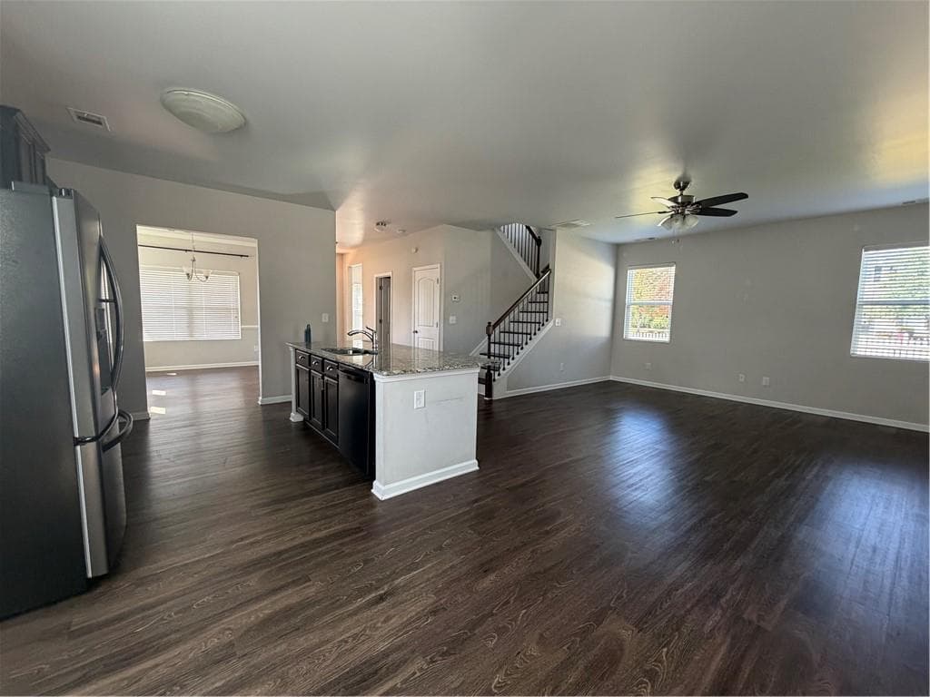 3 bedroom, 3 bathroom, 2,148 sq ft single family residence for sale at 428 Blue Sky Circle, Acworth, GA 30102 — photo 6