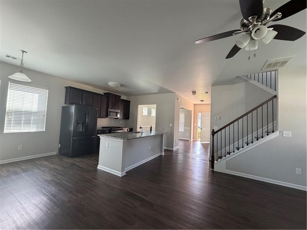 3 bedroom, 3 bathroom, 2,148 sq ft single family residence for sale at 428 Blue Sky Circle, Acworth, GA 30102 — photo 8