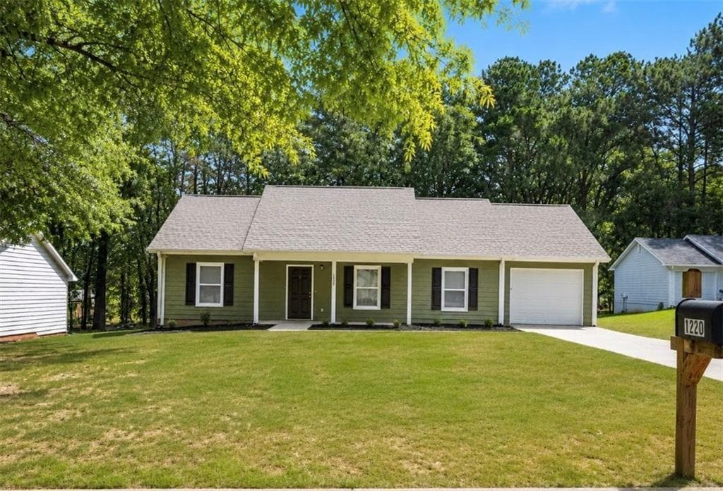 3 bedroom, 2 bathroom, 1,288 sq ft single family residence under contract at 1220 Claywill Circle, Monroe, GA 30655 — photo 2