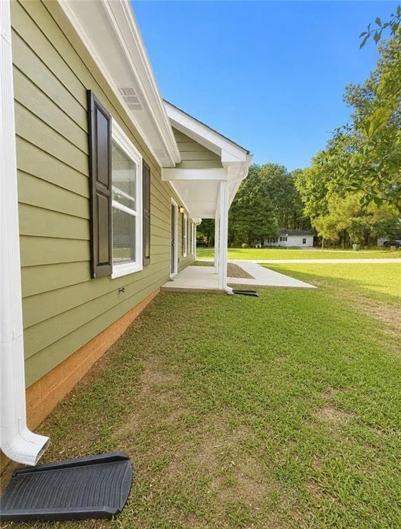 3 bedroom, 2 bathroom, 1,288 sq ft single family residence under contract at 1220 Claywill Circle, Monroe, GA 30655 — photo 3