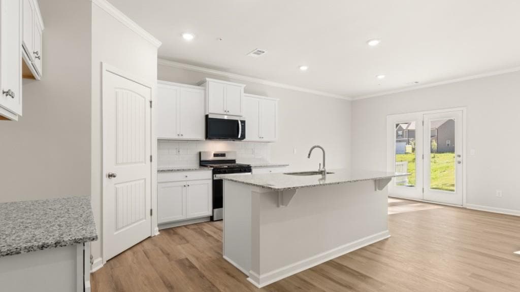 5 bedroom, 3 bathroom, 2,511 sq ft single family residence for sale at 3895 Donetta Drive, Atlanta, GA 30349 — photo 5