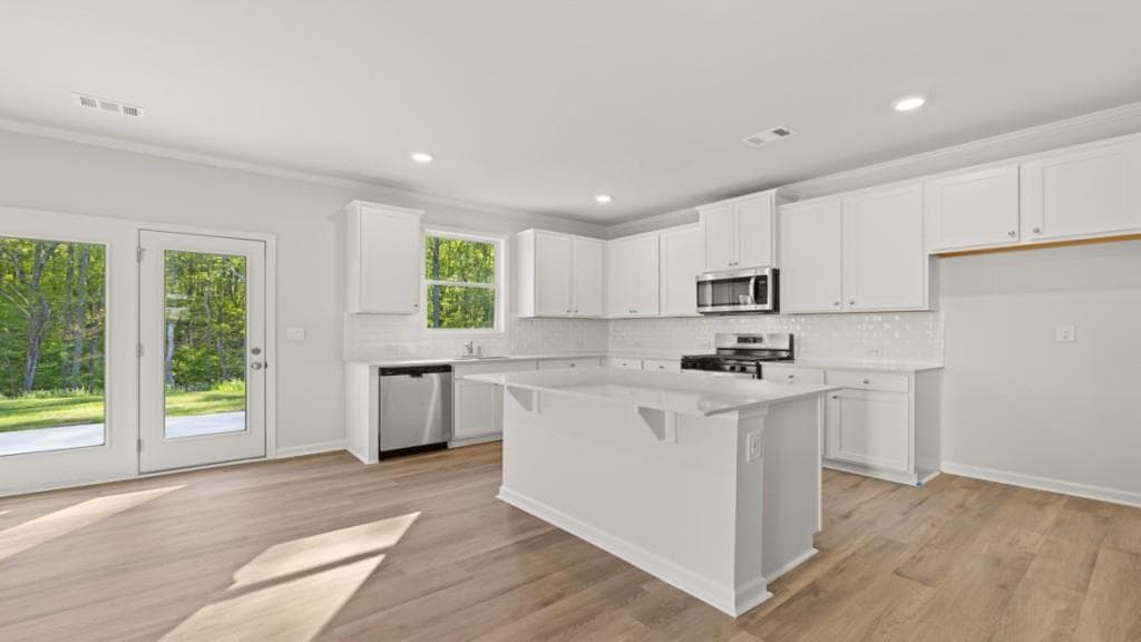 4 bedroom, 3 bathroom, 2,804 sq ft single family residence for sale at 3881 Donetta Drive, Atlanta, GA 30349 — photo 10