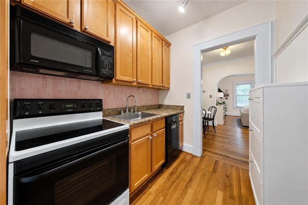 1 bedroom, 1 bathroom, 560 sq ft condominium for sale at 795 Ponce De Leon Place C2, Atlanta, GA 30306 — photo 9