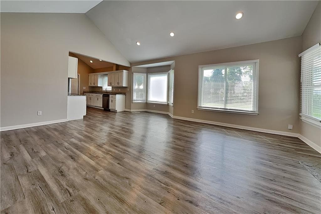 4 bedroom, 2 bathroom, 1,524 sq ft single family residence for rent at 1330 Burning Bush Drive, Loganville, GA 30052 for $1,950 a month — photo 2