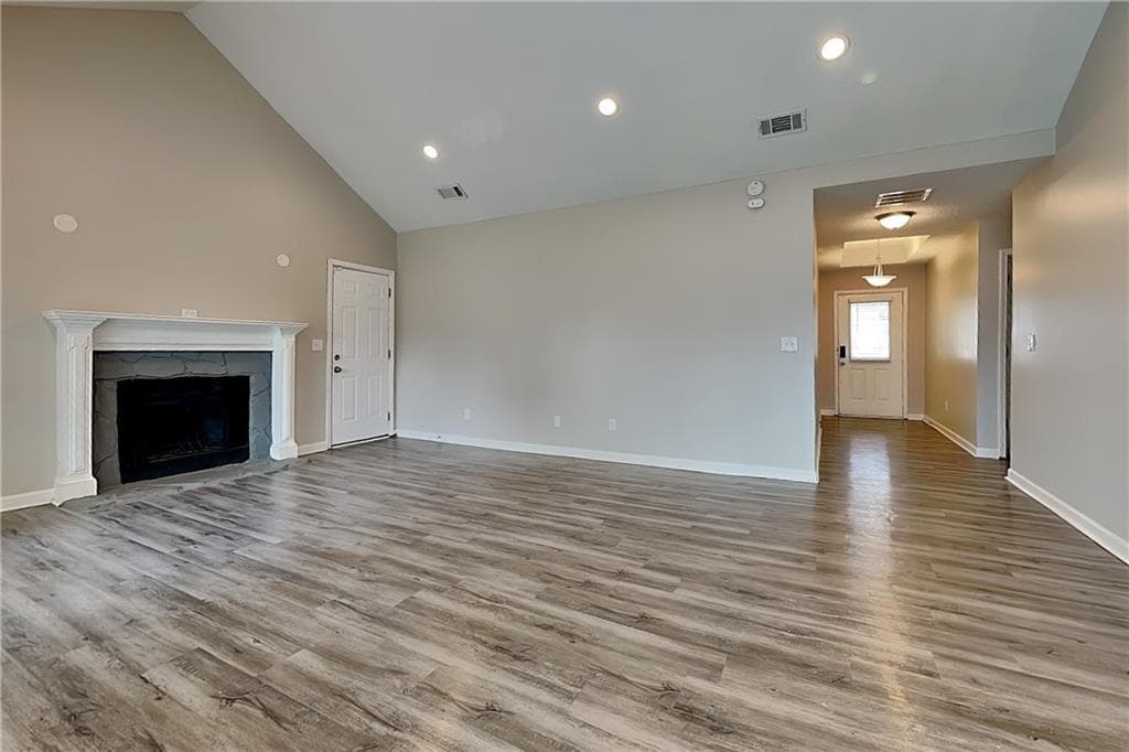 4 bedroom, 2 bathroom, 1,524 sq ft single family residence for rent at 1330 Burning Bush Drive, Loganville, GA 30052 for $1,950 a month — photo 3