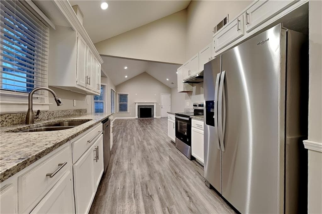 4 bedroom, 2 bathroom, 1,524 sq ft single family residence for rent at 1330 Burning Bush Drive, Loganville, GA 30052 for $1,950 a month — photo 5
