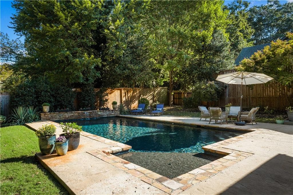 5 bedroom, 5 bathroom, 4,500 sq ft single family residence for sale at 2732 Memorial Drive, Atlanta, GA 30317 — photo 3