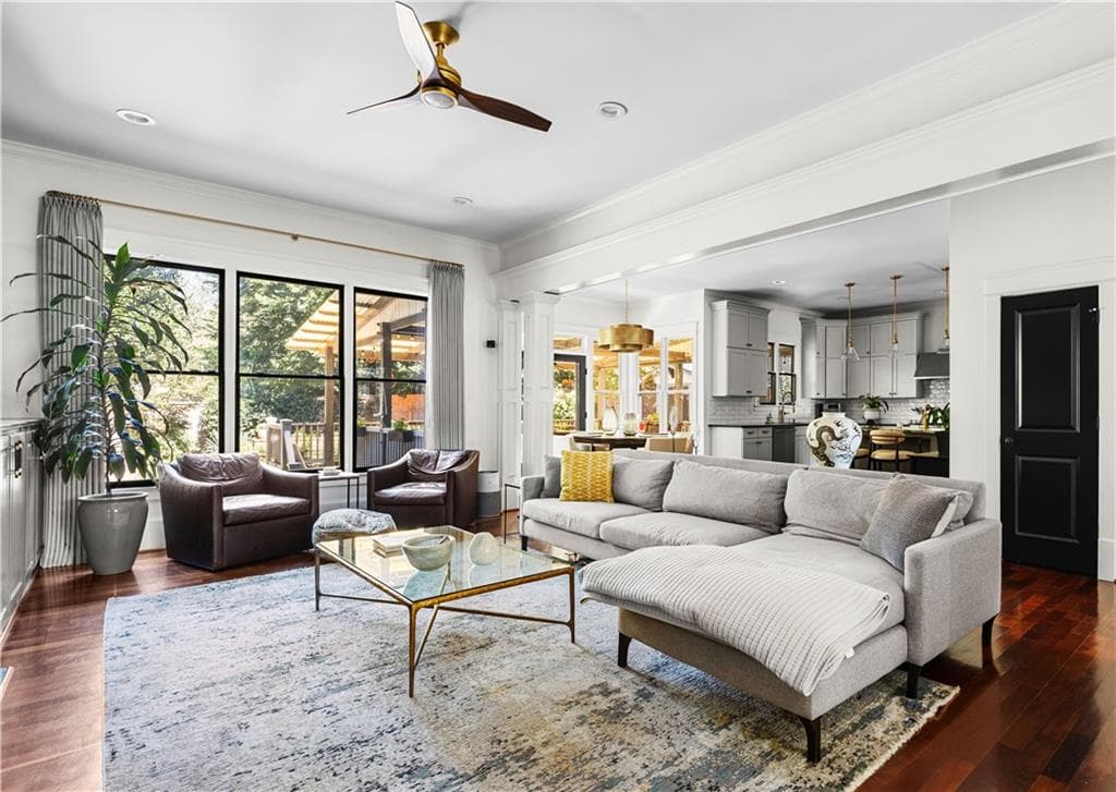 5 bedroom, 5 bathroom, 4,500 sq ft single family residence for sale at 2732 Memorial Drive, Atlanta, GA 30317 — photo 7