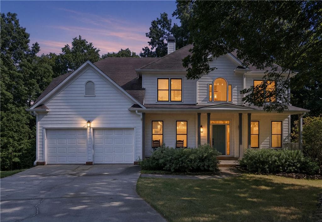 5 bedroom, 3 bathroom, 3,890 sq ft single family residence for sale at 3700 Creek Mist Landing, Suwanee, GA 30024 — photo 3