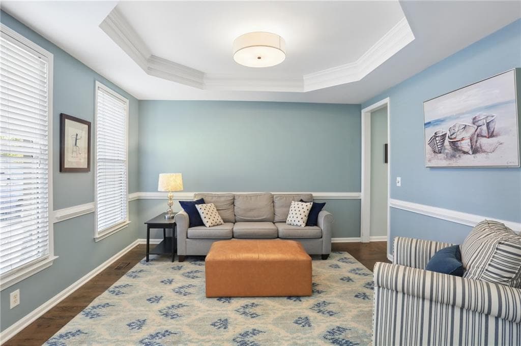 5 bedroom, 3 bathroom, 3,890 sq ft single family residence for sale at 3700 Creek Mist Landing, Suwanee, GA 30024 — photo 8