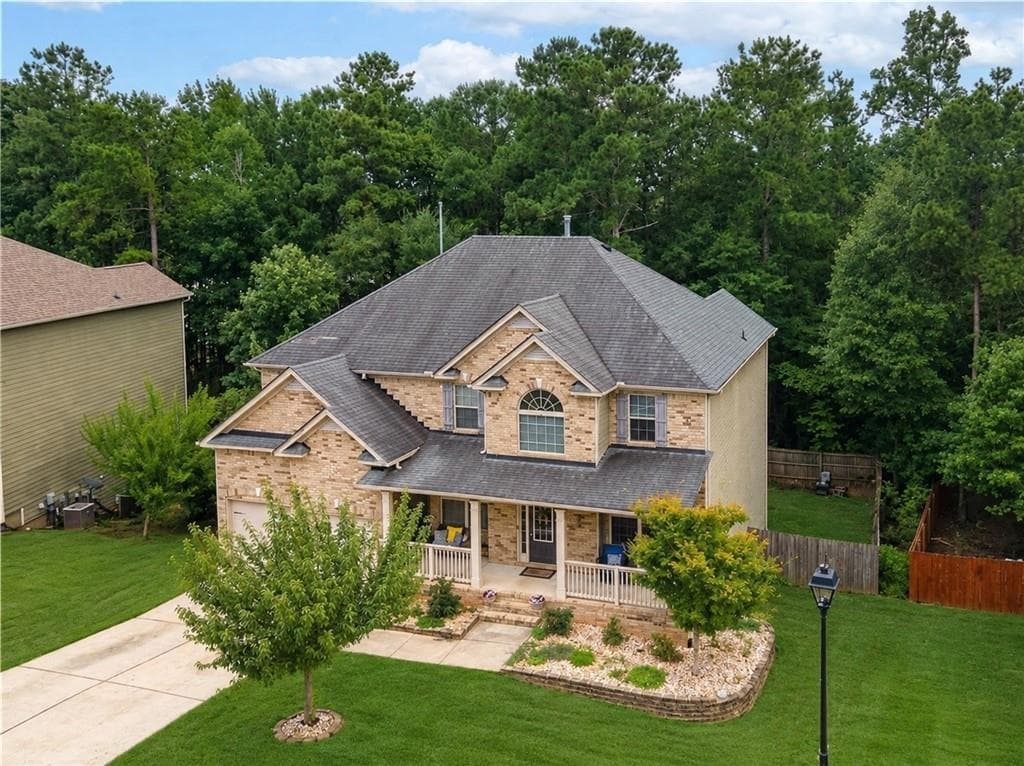 6 bedroom, 5 bathroom, 3,584 sq ft single family residence for sale at 18 Canyon View Drive, Newnan, GA 30265 — photo 1 of 77