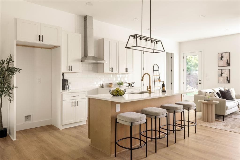 4 bedroom, 3 bathroom, 2,000 sq ft single family residence for sale at 889 Dale Drive, Atlanta, GA 30315 — photo 5