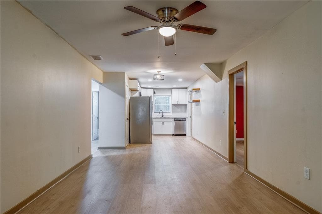 4 bedroom, 2 bathroom, 1,400 sq ft single family residence for sale at 1024 Regis Road, Atlanta, GA 30315 — photo 2