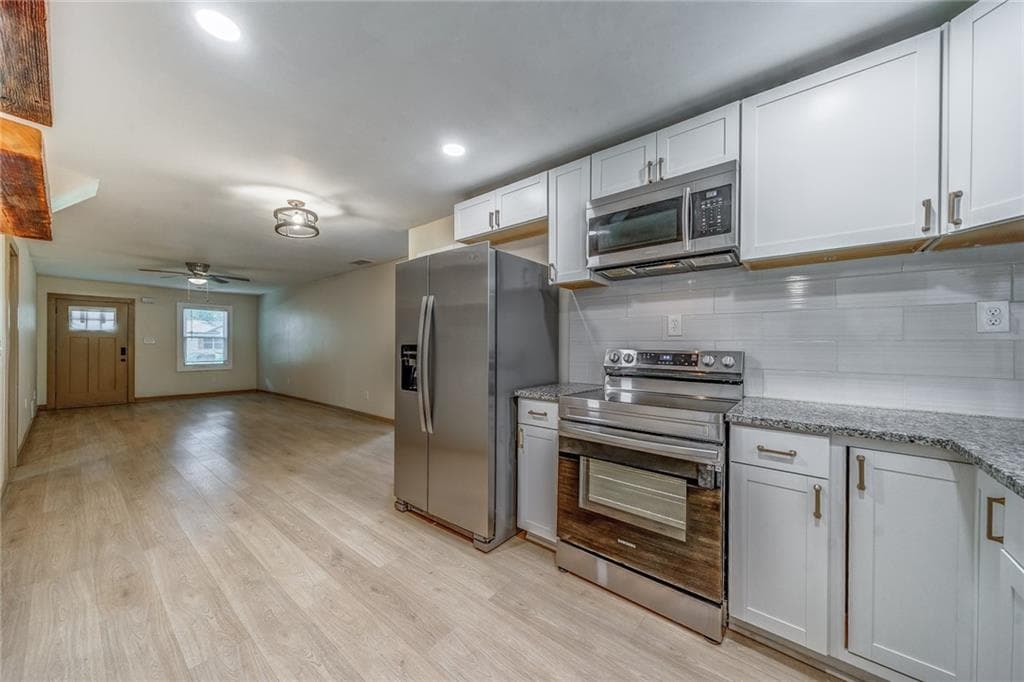 4 bedroom, 2 bathroom, 1,400 sq ft single family residence for sale at 1024 Regis Road, Atlanta, GA 30315 — photo 8