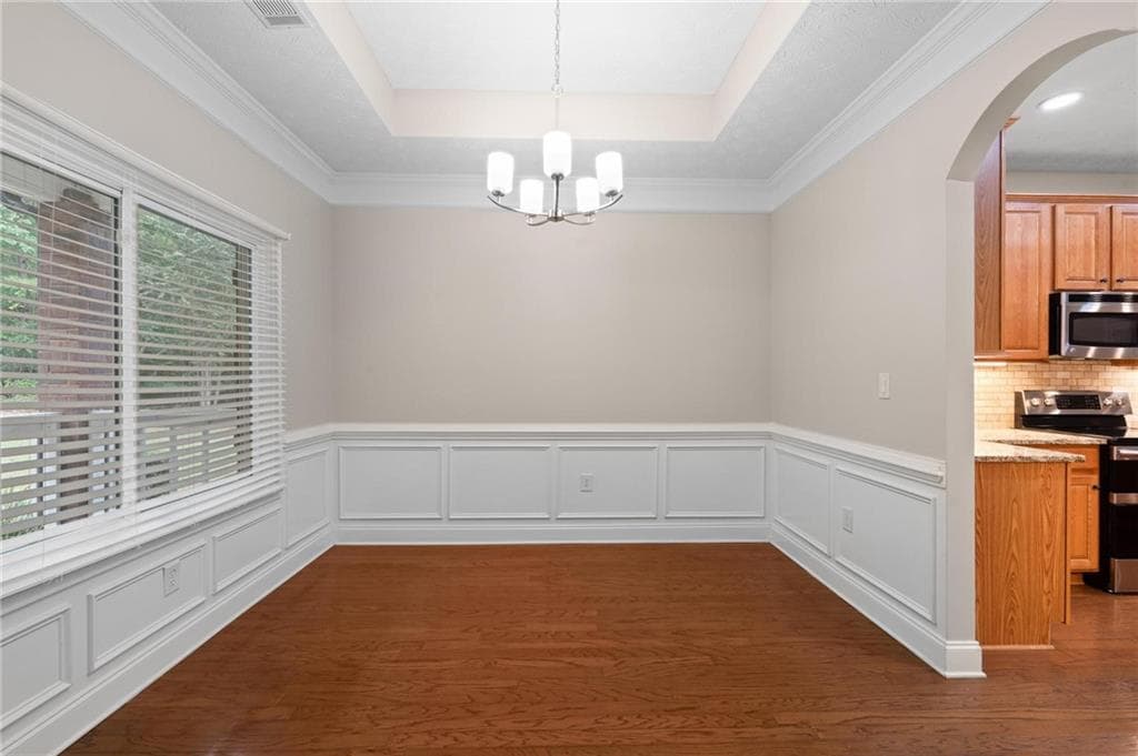 4 bedroom, 3 bathroom, 2,068 sq ft single family residence under contract at 795 Jackson Lake Road, Jackson, GA 30233 — photo 5