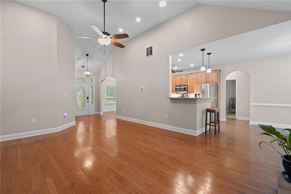4 bedroom, 3 bathroom, 2,068 sq ft single family residence under contract at 795 Jackson Lake Road, Jackson, GA 30233 — photo 7