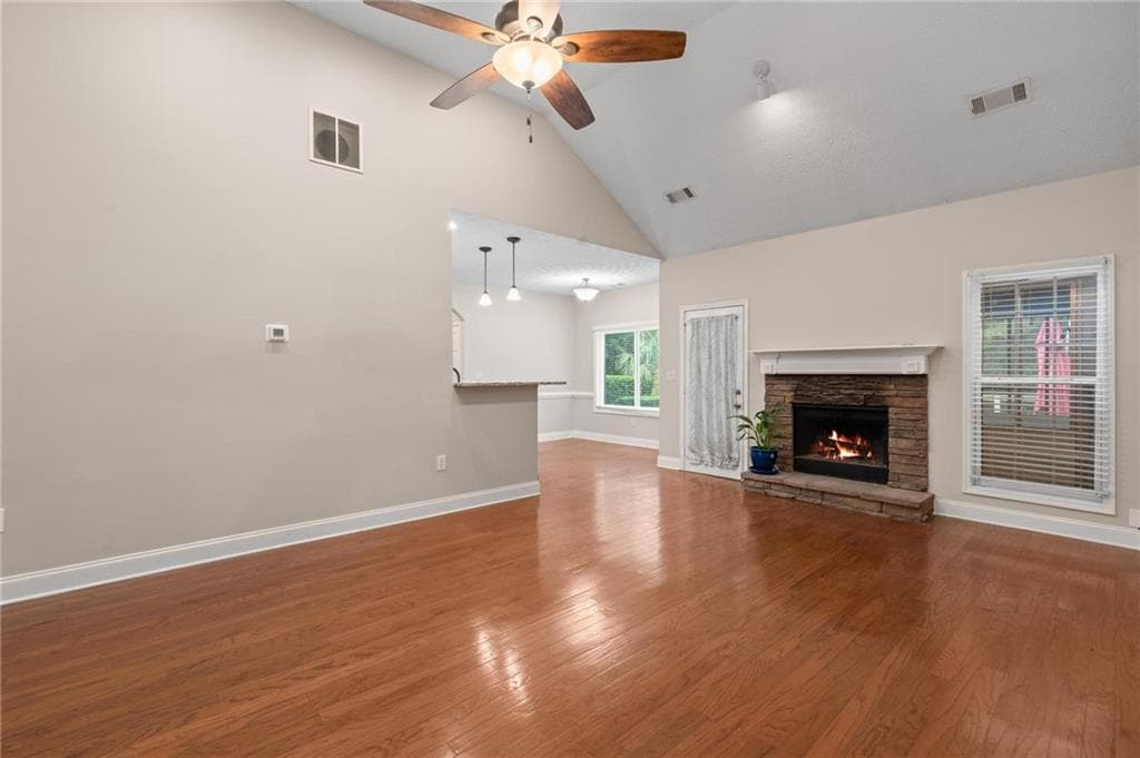 4 bedroom, 3 bathroom, 2,068 sq ft single family residence under contract at 795 Jackson Lake Road, Jackson, GA 30233 — photo 8