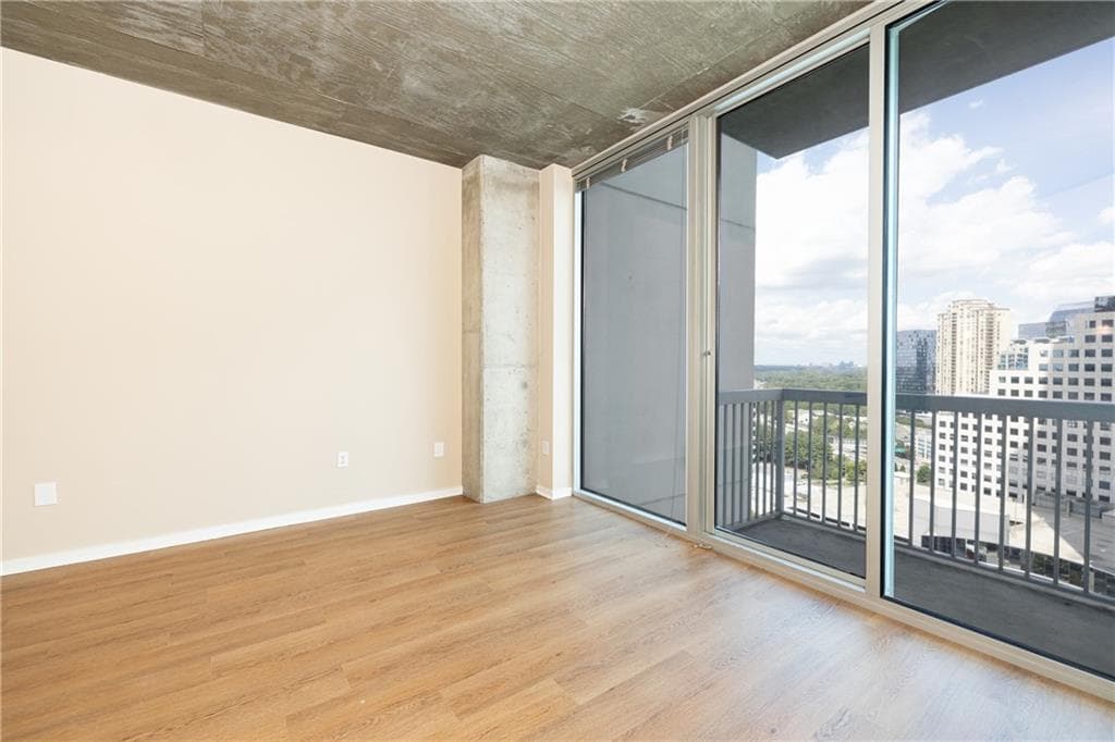 1 bedroom, 1 bathroom, 706 sq ft condominium for sale at 3324 Peachtree Road 1717, Atlanta, GA 30326 — photo 10
