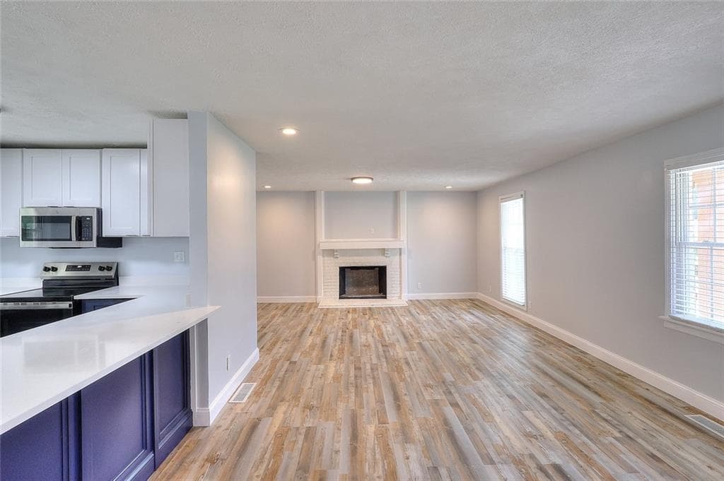3 bedroom, 2 bathroom, 1,375 sq ft single family residence for sale at 3395 Highway 11, Mansfield, GA 30055 — photo 6