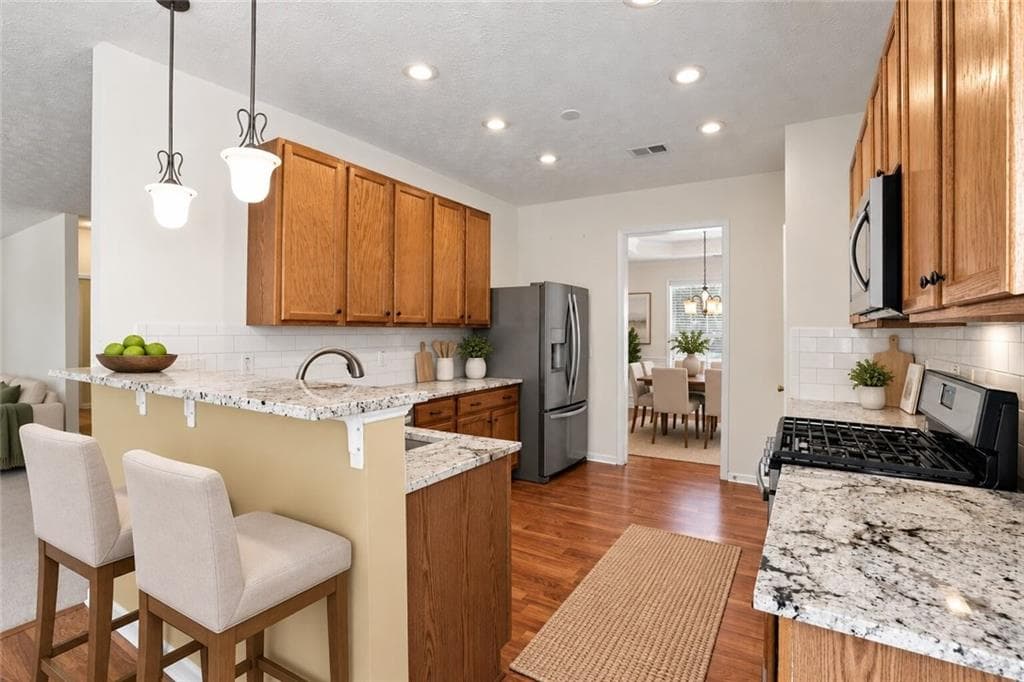 4 bedroom, 3 bathroom, 3,560 sq ft single family residence for sale at 926 Mill Creek Avenue, Canton, GA 30115 — photo 7