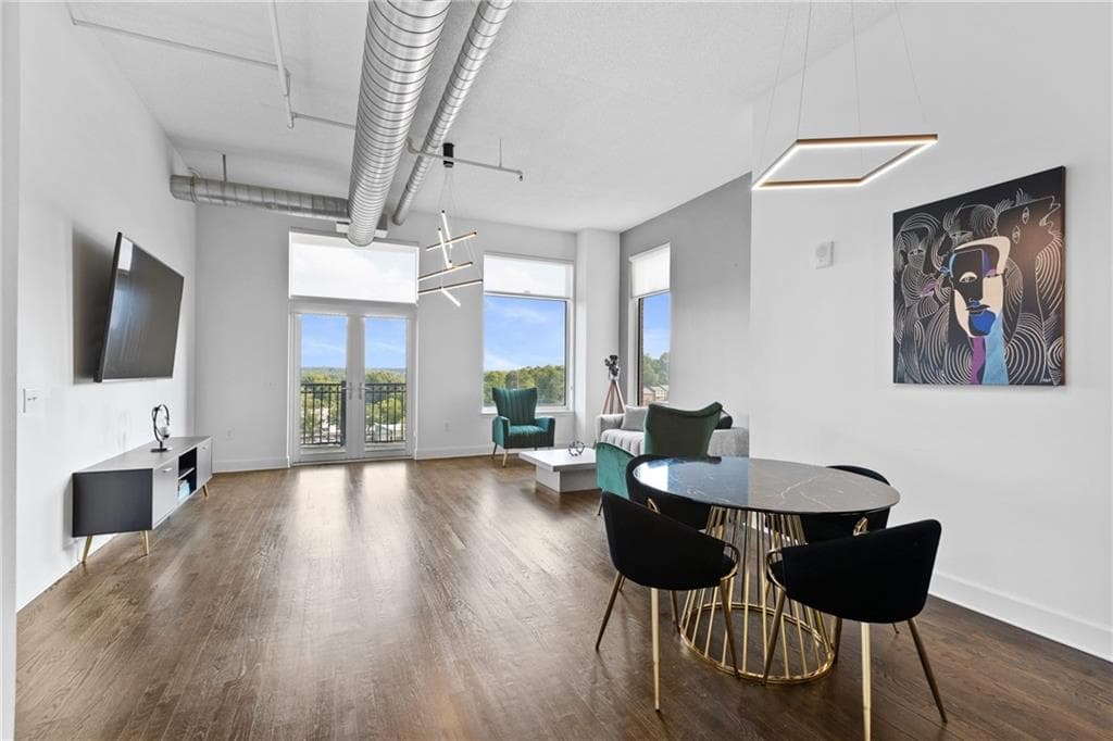 1 bedroom, 1 bathroom, 1,215 sq ft condominium for sale at 3820 Roswell Road 510, Atlanta, GA 30342
