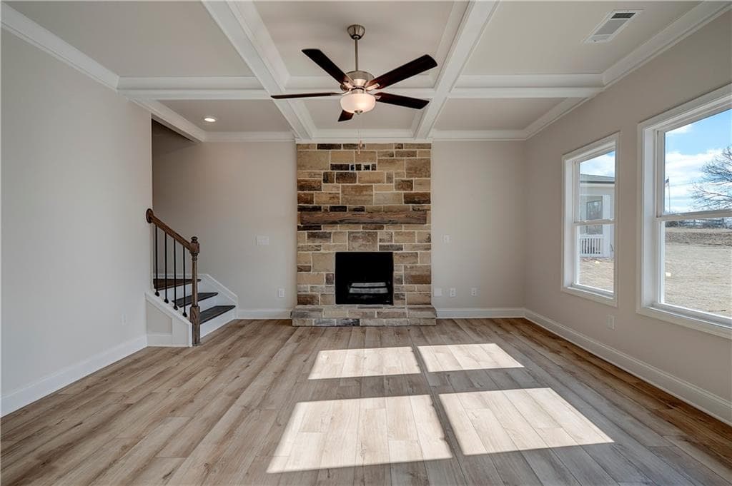 4 bedroom, 3 bathroom, 2,222 sq ft single family residence for sale at 646 Winding Rose Drive, Hoschton, GA 30548 — photo 5
