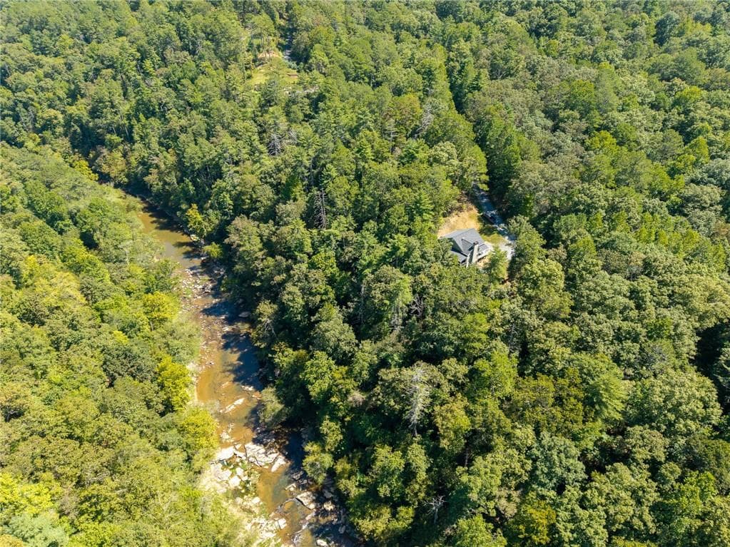 2 bedroom, 3 bathroom, 2,640 sq ft single family residence for sale at 1275 Marie Drive, Talking Rock, GA 30175 — photo 6